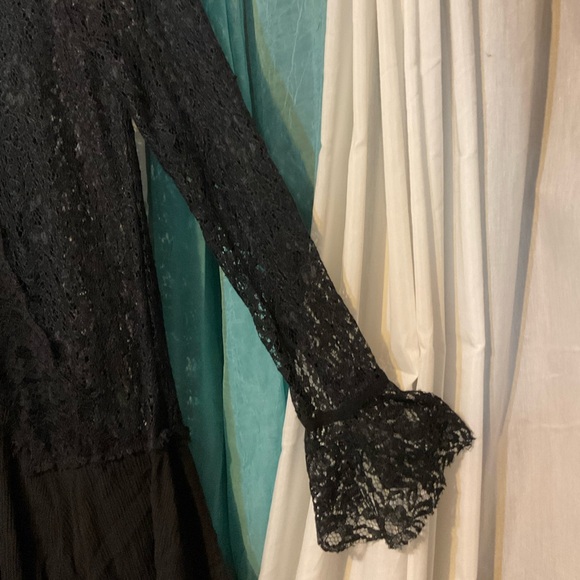 Free People Secret Origin Tell Tale Heart Black Lace Tunic - Picture 6 of 8